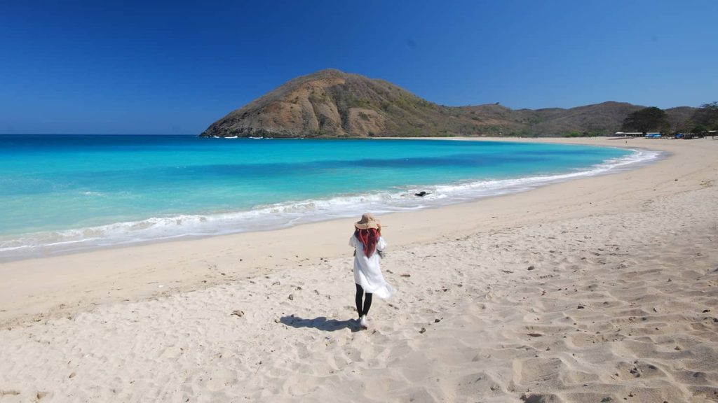 Pantai Mawun Lombok