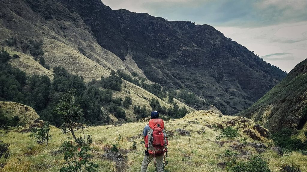 Paket Trekking Rinjani Via Aik Berik 3 Hari 2 Malam