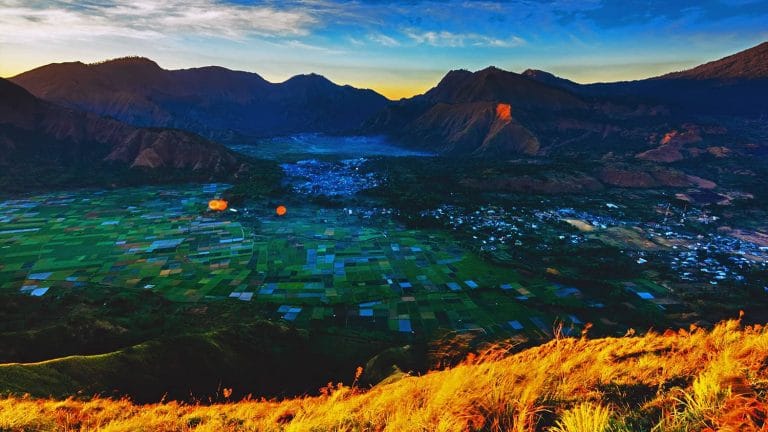 Paket Wisata Bukit Pergasingan, Sembalun, Lombok Timur