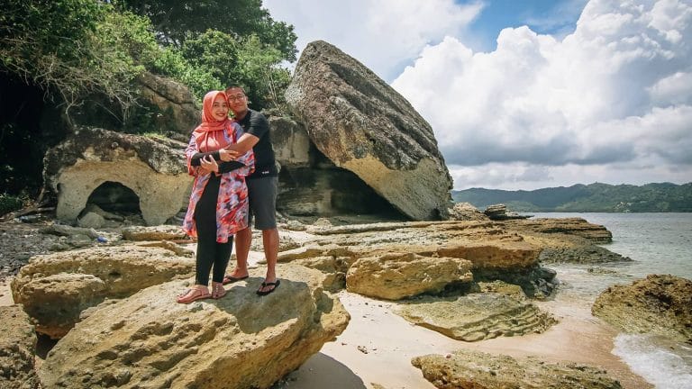 Paket Wisata Honeymoon Lombok 5 Hari 4 Malam (A)