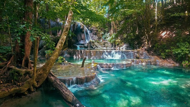 Paket Wisata Sehari Pulau Moyo, Sumbawa