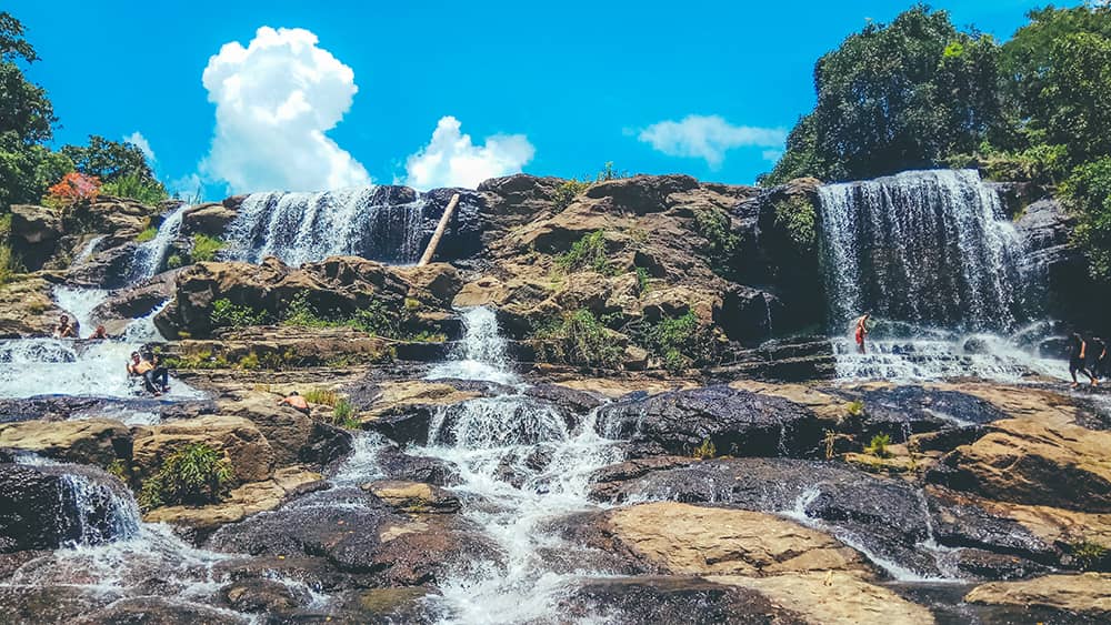 Ai Beling Waterfall Day Trip