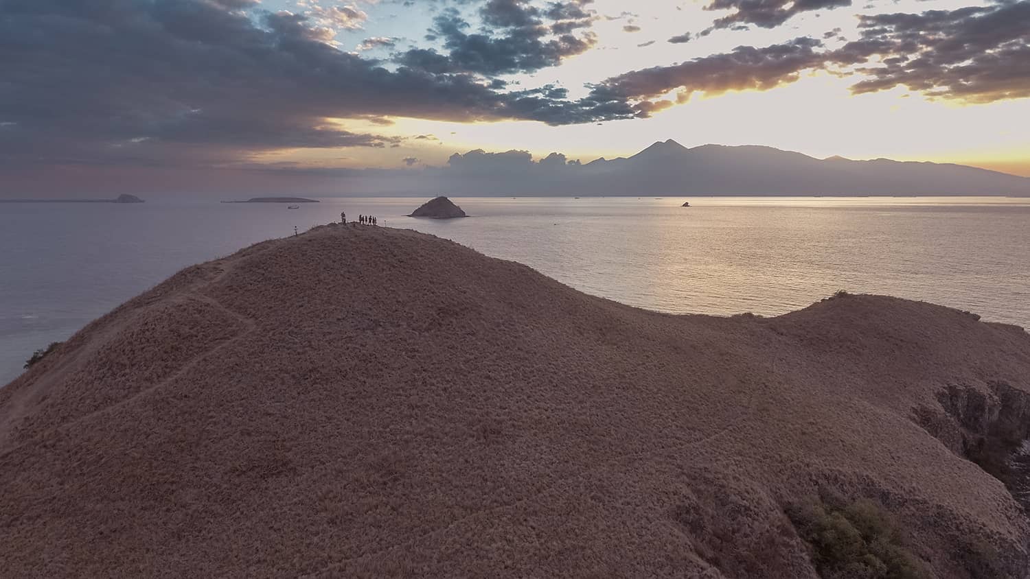 Paket Tour Sumbawa 3 Hari 2 Malam Type D