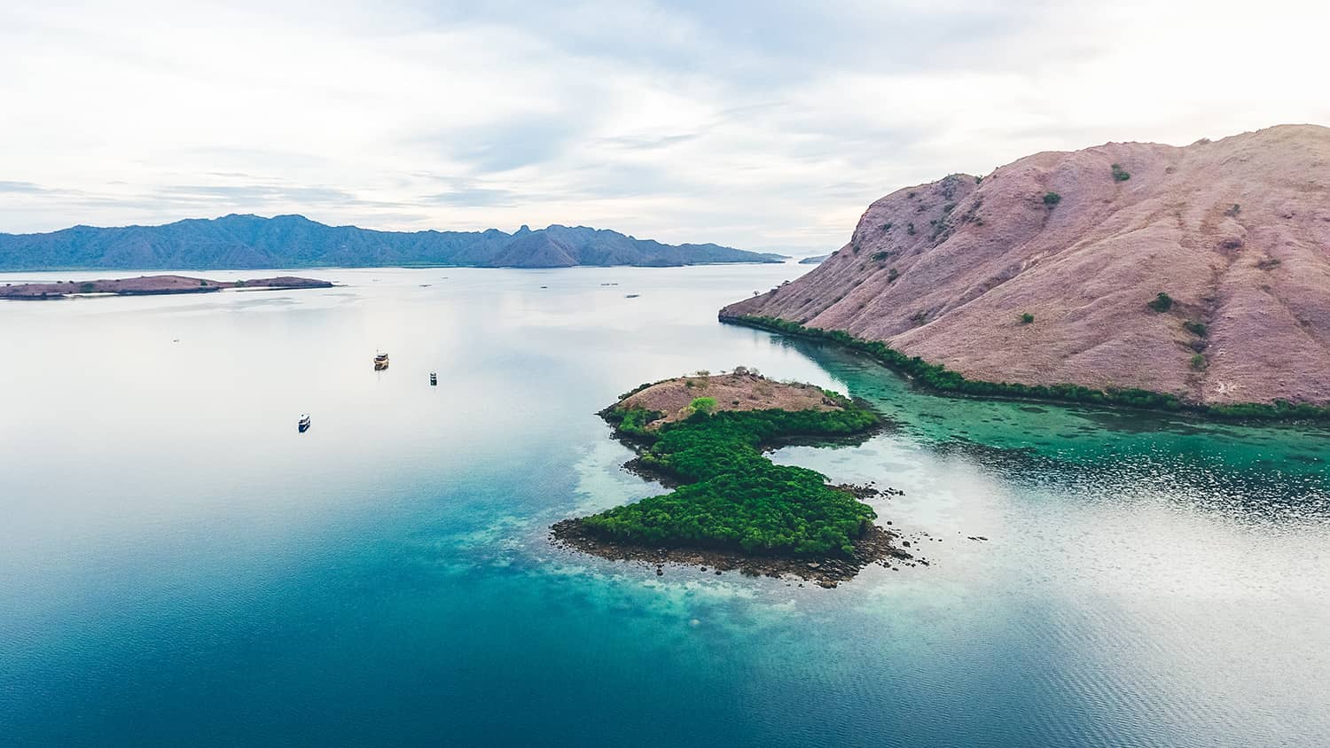 Private Labuan Bajo Tour Package 4 Days 3 Nights